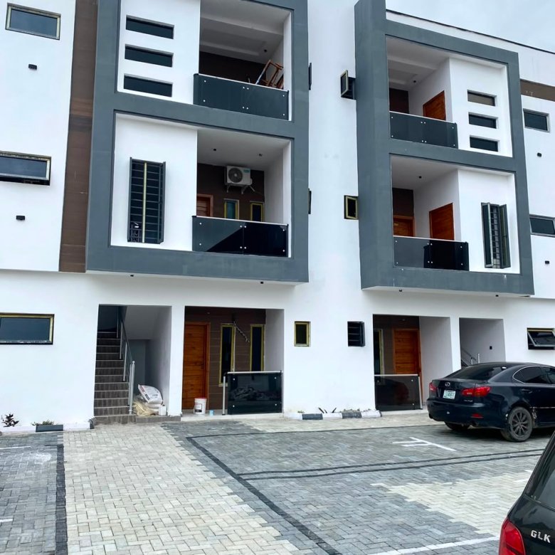 2 Bedroom Flat Upstairs in Silver Land Estate, Sangotedo