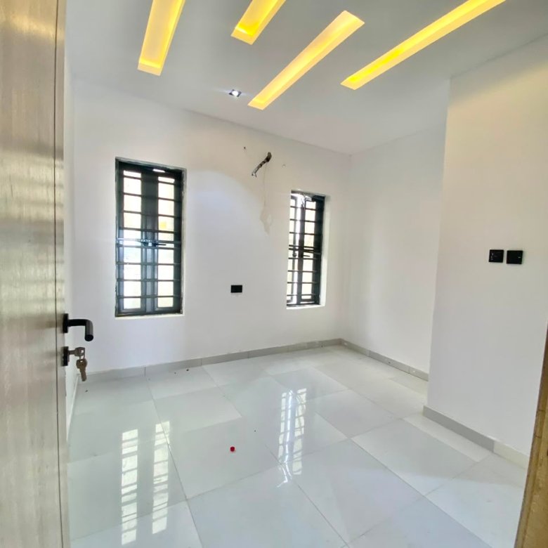 2 Bedroom Flat Upstairs in Silver Land Estate, Sangotedo